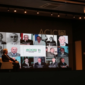 Homenagens marcam a celebração dos 77 anos da Acic - ACIC [...]