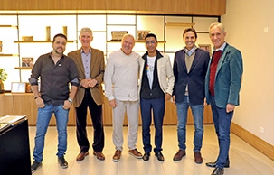 Apras firma parceria com Projeto Caixa Solidária para promover a doação e reciclagem têxtil