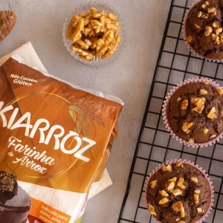 MUFFIN DE CACAU E NOZES 🧁