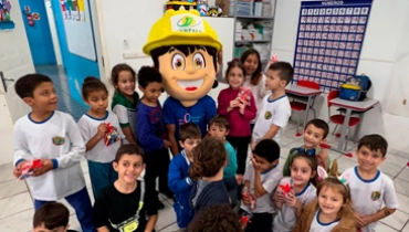 Na Cerpalo, auditório vira cinema