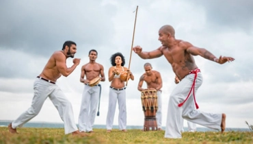 Cerpalo oferece aulas de capoeira aos associados