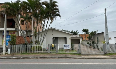 CASA COM EDÍCULA, MONTE VERDE – MORRO DA FUMAÇA CASA COM EDÍCULA, MONTE VERDE – MORRO DA FUMAÇA