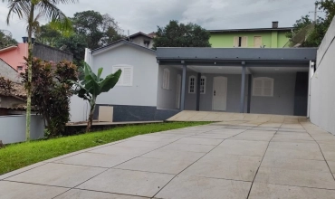 CASA, BAIRRO MARIA CÉU - CRICIÚMA