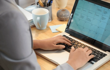 Escritório organizado com 6 dicas