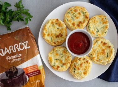 ESFIHA DE QUEIJO ABERTA