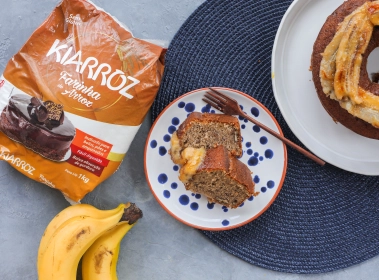 BOLO DE BANANA INVERTIDO