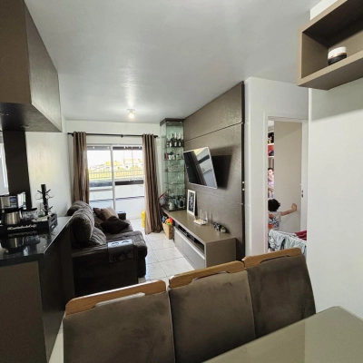 Apartamento condom&iacute;nio San Marco - I&ccedil;ara/SC