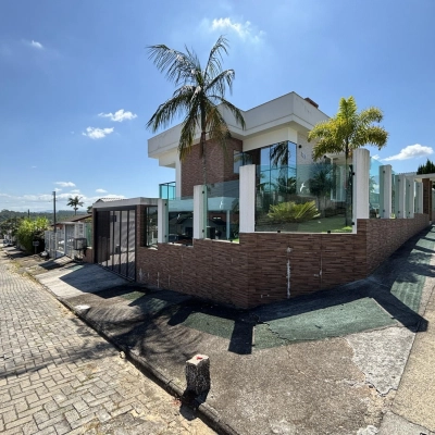 Casa mobiliada - Jardim Silvana - I&ccedil;ara/SC