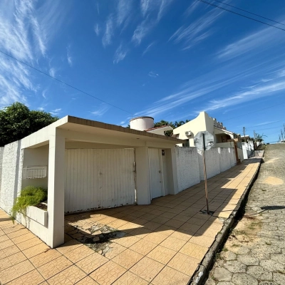 Duas casas alvenaria - Jardim Elizabete - Içara/SC
