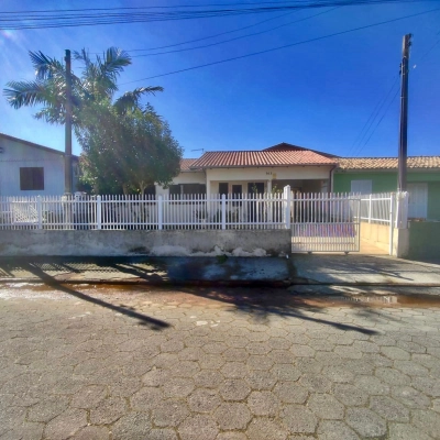 Casa alvenaria - Zona Velha - Balneário Rincão/SC
