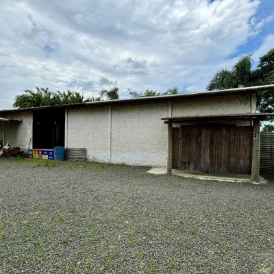 Pavilhão com terreno de 2.881,94 m² - Tereza Cristina - Içara/SC