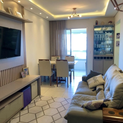 Apartamento semimobiliado - Centro - Crici&uacute;ma / SC