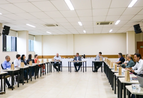 Caf&eacute; com Associado