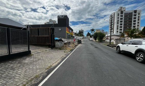 TERRENO - CENTRO, IÇARA