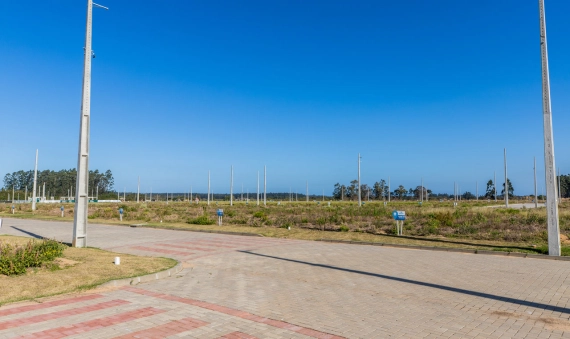 TERRENOS, LOT. CIDADE UNIVERSITÁRIA - SANTA CATARINA, ARARANGUÁ