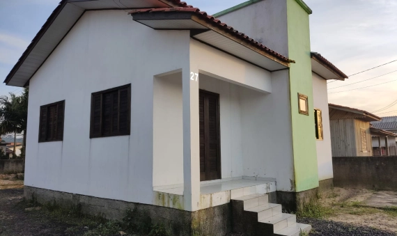 CASA - PEDREIRAS, BALNEÁRIO RINCÃO