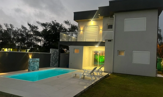 CASA ALTO PADRÃO, BALNEÁRIO GAIVOTA