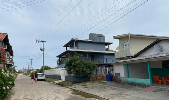 CASA - NA PRAIA DO CAMACHO, JAGUARUNA