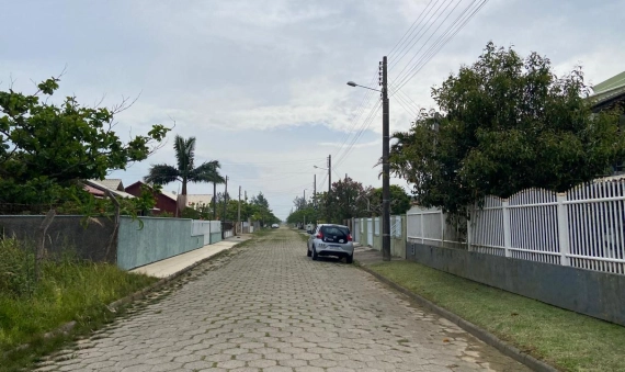 CASA - NA PRAIA DO CAMACHO, JAGUARUNA