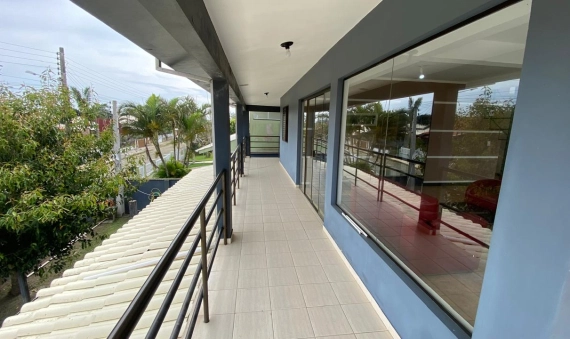 CASA - NA PRAIA DO CAMACHO, JAGUARUNA