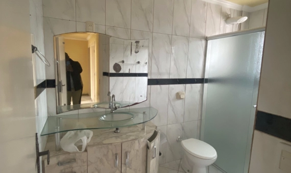 CASA, OURO NEGRO - FORQUILHINHA