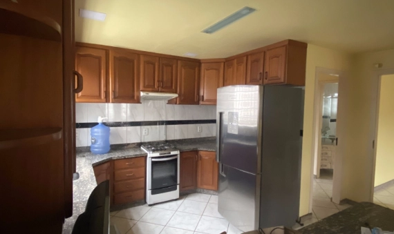 CASA, OURO NEGRO - FORQUILHINHA