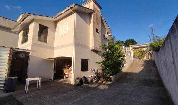 CASA, DOIS PAVIMENTOS, ANA MARIA - CRICIÚMA