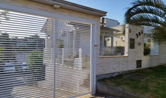 CASA, DOIS PAVIMENTOS, ANA MARIA - CRICIÚMA