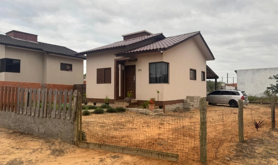 CASA - LAGOA DOS FREITAS - BALNEÁRIO RINCÃO