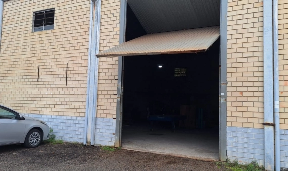 GALPÃO - PRESIDENTE VARGAS - IÇARA