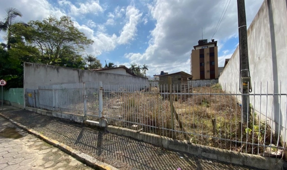 TERRENO, CENTRO – SIDERÓPOLIS 