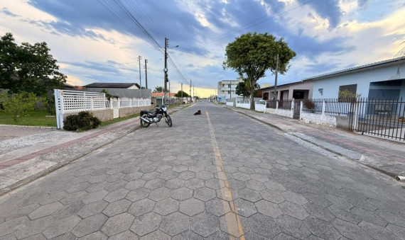 CASA - PEDREIRAS, BALNEÁRIO RINCÃO
