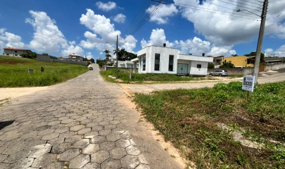 TERRENO - LOT. JARDIM JORGE DE LUCA - JARDIM SILVANA - IÇARA