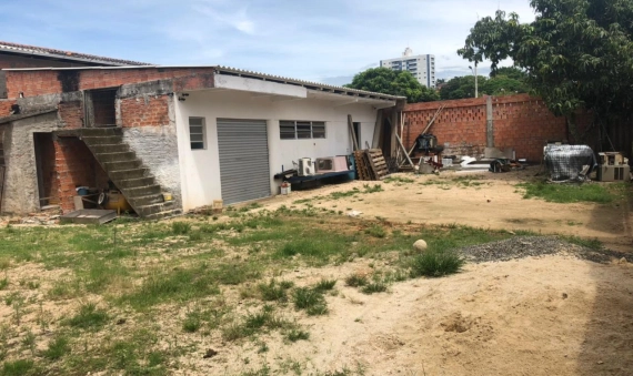 TERRENO - CENTRO, IÇARA