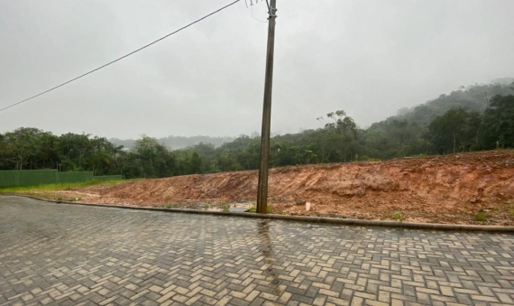 TERRENOS, COND. MONTEBELLO – COCAL DO SUL