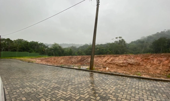 TERRENOS, COND. MONTEBELLO – COCAL DO SUL