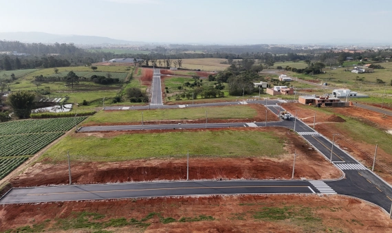 TERRENOS, LOT. VILLA DI SOIS - PRIMEIRA LINHA, CRICIÚMA