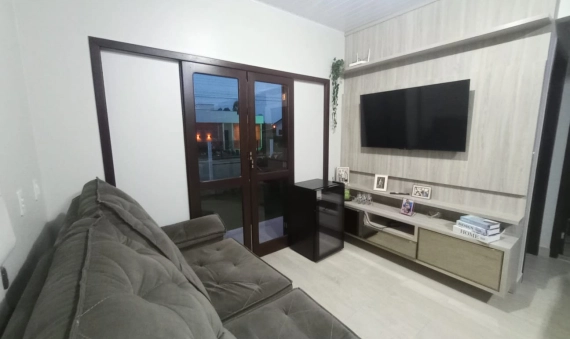 CASA - PEDREIRAS, BALNEÁRIO RINCÃO