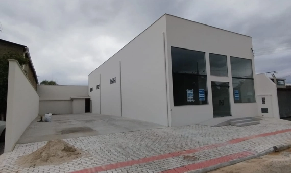 SALA COMERCIAL, VILA RICA - CRICIÚMA