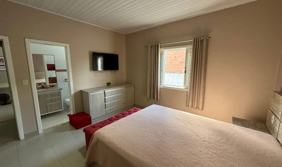 CASA, QUARTA LINHA - CRICIÚMA