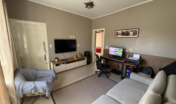 CASA, QUARTA LINHA - CRICIÚMA