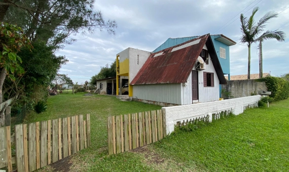 CHALÉ - BARRA VELHA, BALNEÁRIO RINCÃO