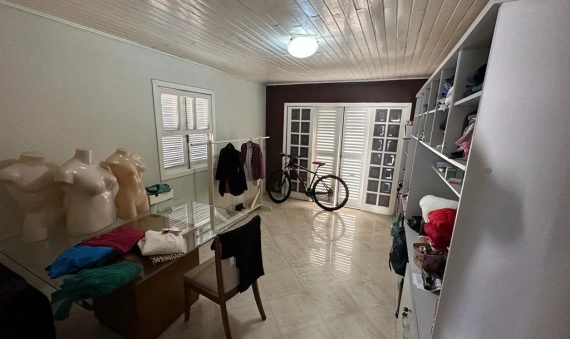 CASA COM EDÍCULA, MONTE VERDE – MORRO DA FUMAÇA