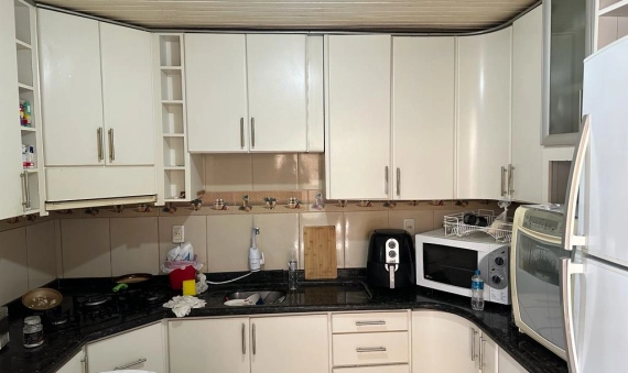 CASA COM EDÍCULA, MONTE VERDE – MORRO DA FUMAÇA