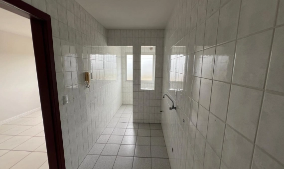 APARTAMENTO - RES. GUARUJÁ, PINHEIRINHO, CRICIÚMA