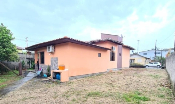 CASA - JARDIM ELIZABETE, IÇARA