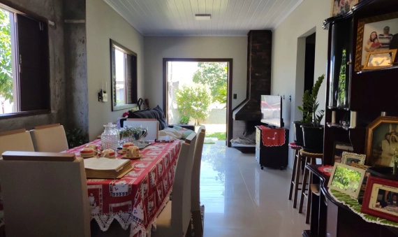 CASA - PEDREIRAS, BALNEÁRIO RINCÃO