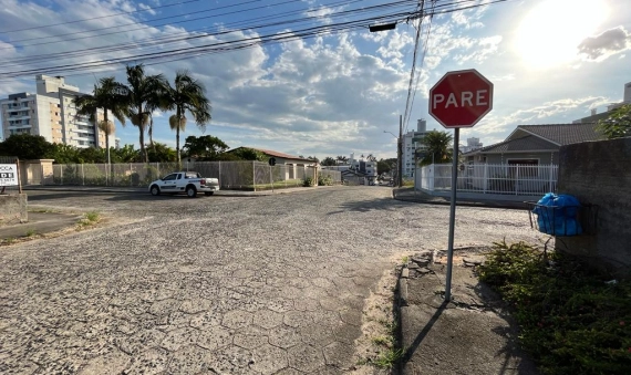 TERRENO - CENTRO, IÇARA