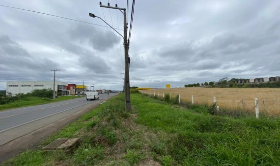 AMPLO TERRENO, SÃO DEFENDE-CRICIÚMA