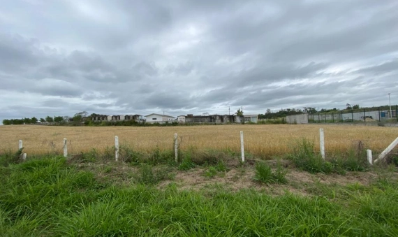 AMPLO TERRENO, SÃO DEFENDE-CRICIÚMA